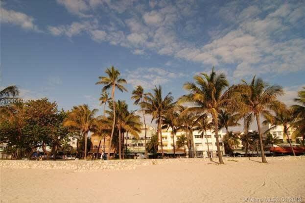 New Amazing Large 3Br Direct Oceanfront Penthouse On Ocean Drive!! Apartment ไมอามีบีช ภายนอก รูปภาพ